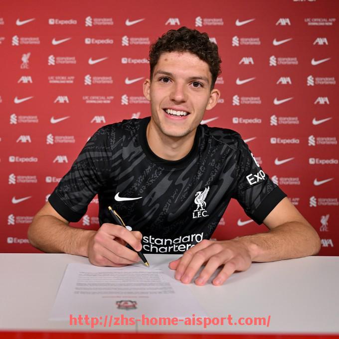 爱体育-2025年世俱杯皇马比赛回顾及关键比赛战术解析